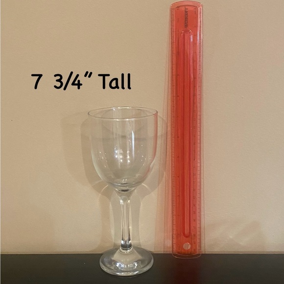 Set of 2 Standard Wine Glasses - Picture 5 of 7